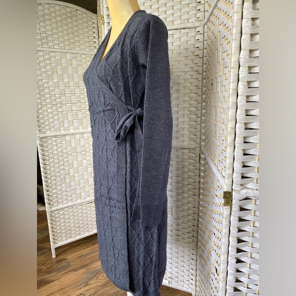 NWT Hem & Thread MIDI Wrap Sweater Dress V Neck Cable knit design True Wrap - Picture 10 of 17